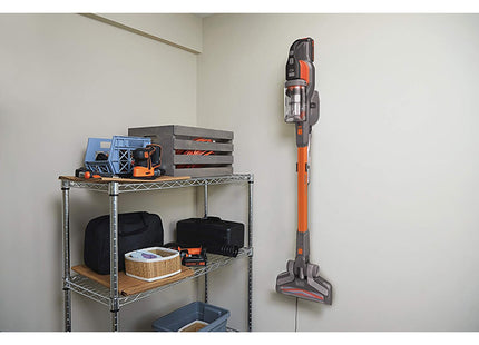 BLACK+DECKER SCOPA A BATTERIA RICARICABILE 18V BHFEV182B*