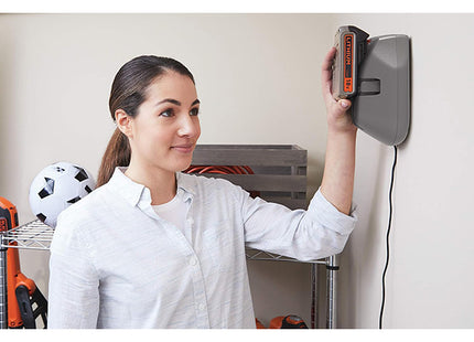 BLACK+DECKER SCOPA A BATTERIA RICARICABILE 18V BHFEV182B*