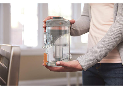 BLACK+DECKER SCOPA A BATTERIA RICARICABILE 18V BHFEV182B*