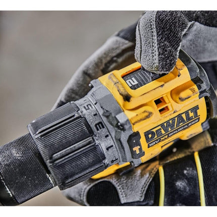 DEWALT TRAPANO AVVITATORE A PERCUSSIONE A BATTERIA 18V 5AH DCD805P2T-QW