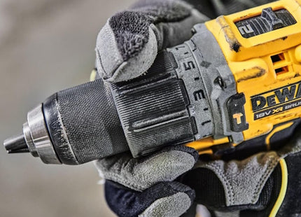 DEWALT TRAPANO AVVITATORE A PERCUSSIONE A BATTERIA 18V 5AH DCD805P2T-QW