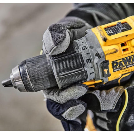 DEWALT TRAPANO AVVITATORE A PERCUSSIONE A BATTERIA 18V 5AH DCD805P2T-QW