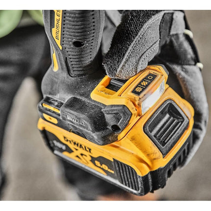 DEWALT TRAPANO AVVITATORE A PERCUSSIONE A BATTERIA 18V 5AH DCD805P2T-QW