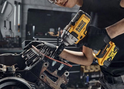 DEWALT AVVITATORE AD IMPULSI A BATTERIA 18V 5,0AH ART. DCF891P2T-QW