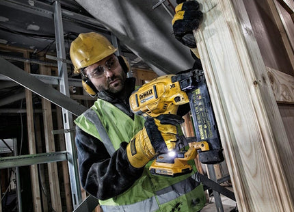 DEWALT CHIODATRICE/GROPPINATRICE A BATTERIA 18V 2,0AH ART. DCN680D2-QW