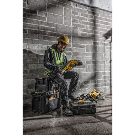 DEWALT CHIODATRICE PER CEMENTO A BATTERIA 18V 5,0AH ART. DCN890P2-QW