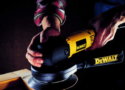 DEWALT DISCHI VELCRATI IN CARTA ABRASIVA D.MM150 6 FORI CONF.DA PZ10