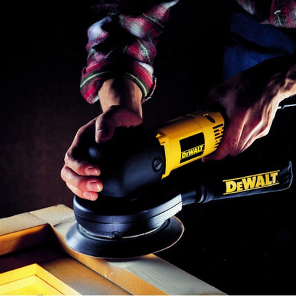 DEWALT DISCHI VELCRATI IN CARTA ABRASIVA D.MM150 6 FORI CONF.DA PZ10