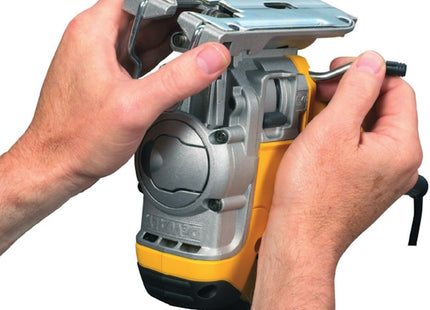 DEWALT SEGHETTO ALTERNATIVO ELETTRICO MOD. DW331KT-QS POTENZA 701W