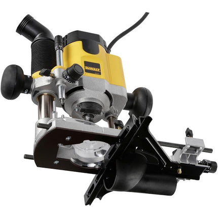 DEWALT ELETTROFRESATRICE MOD. DW621-QS POTENZA 1100W