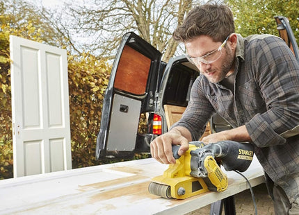 STANLEY LEVIGATRICE A NASTRO MOD. FMEW204K-QS POTENZA 1010W