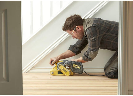 STANLEY LEVIGATRICE A NASTRO MOD. FMEW204K-QS POTENZA 1010W