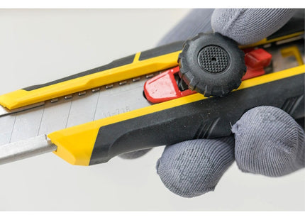 STANLEY CUTTER FAT MAX CON ROTELLA PER LAME DA MM18