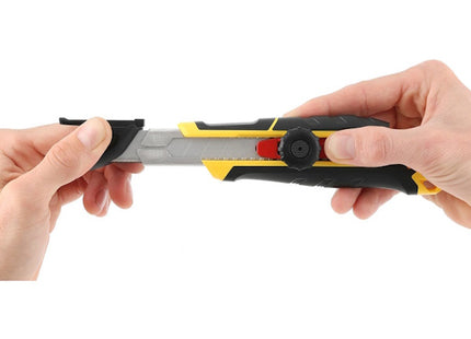 STANLEY CUTTER FAT MAX CON ROTELLA PER LAME DA MM18