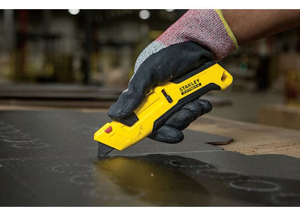 STANLEY COLTELLO CUTTER CON CURSORE A 3 LATI FATMAX