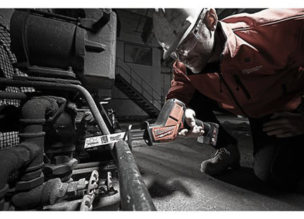 MILWAUKEE SEGHETTO DIRITTO A BATTERIA M12 CHZ-602X