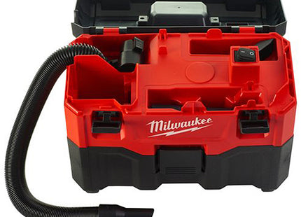 MILWAUKEE ASPIRATORE A BATTERIA SOLIDI/LIQUIDI M18 VC2-0(V1/23)