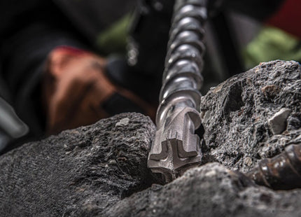 MILWAUKEE PUNTA MULTIRIGHE A 4 TAGLIENTI