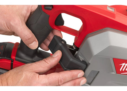 MILWAUKEE SEGA CIRCOLARE PER METALLI A BATTERIA M18 FMCS66-121C*