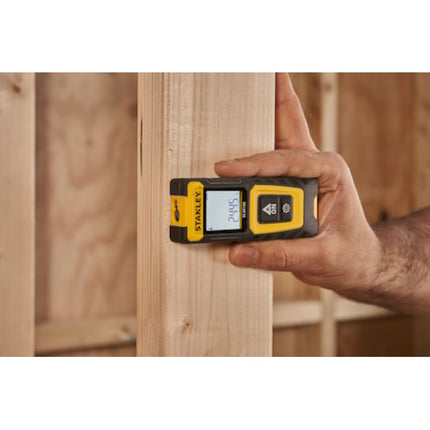 STANLEY MISURATORE LASER SLM100 DISTANZA MISURABILE MAX MT30