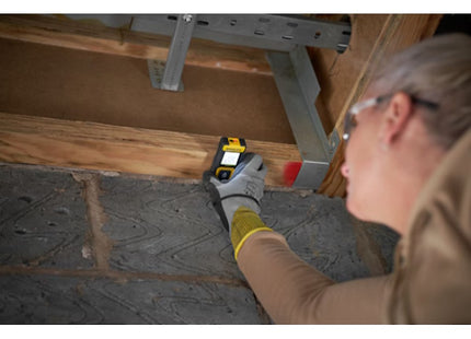 STANLEY MISURATORE LASER SLM100 DISTANZA MISURABILE MAX MT30