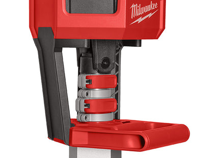 MILWAUKEE TORRE FARO LED MULTIDIREZIONALE CON TREPPIEDE MOD. M18 SAL2-0