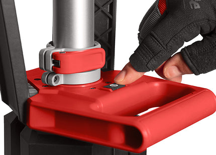 MILWAUKEE TORRE FARO LED MULTIDIREZIONALE CON TREPPIEDE MOD. M18 SAL2-0