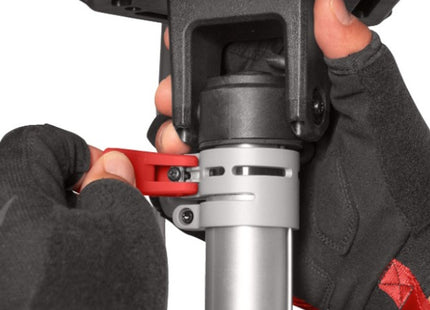 MILWAUKEE TORRE FARO LED MULTIDIREZIONALE CON TREPPIEDE MOD. M18 SAL2-0