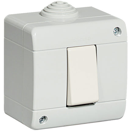 bticino s25401v1f.jpg