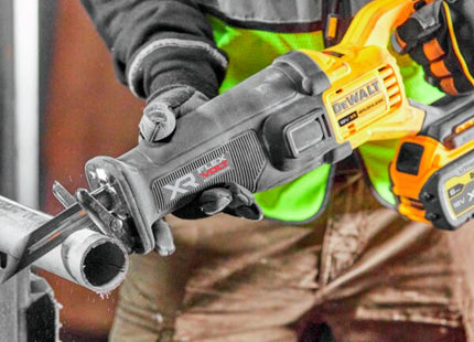 DEWALT SEGA DIRITTA A BATTERIA 18V ART. DCS386NT-XJ