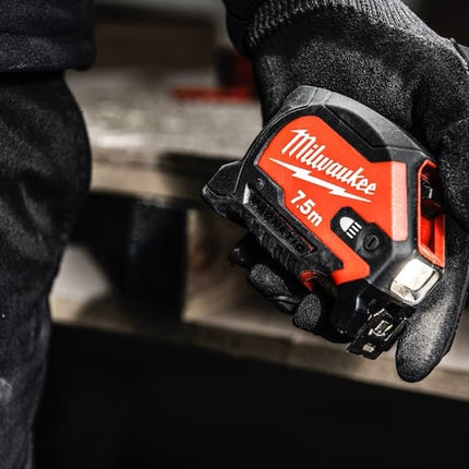 MILWAUKEE FLESSOMETRO MAGNETICO SERIE LED PRO MT 7,5 NASTRO DA MM30