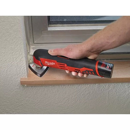 MILWAUKEE UTENSILE MULTIFUNZIONE A BATTERIA C12 MT-202B*