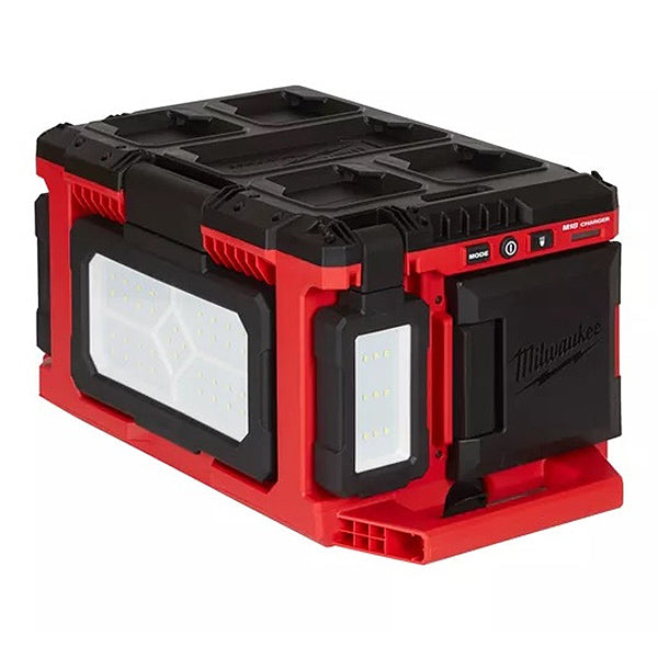 MILWAUKEE PACKOUT TRE FARETTI LED ORIENTABILI MOD. M18 POALC-0 (V1/23)