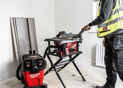 MILWAUKEE ASPIRATORE A BATTERIA SOLIDI/LIQUIDI M18 F2VC23L-0(V1/23)