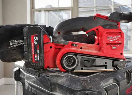 MILWAUKEE LEVIGATRICE A NASTRO A BATTERIA M18 FBTS75-552X