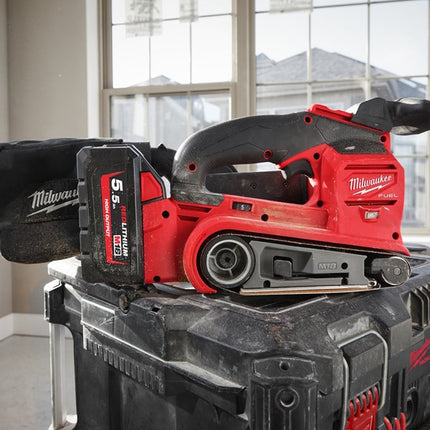 milwaukee 4933479615 2.jpg