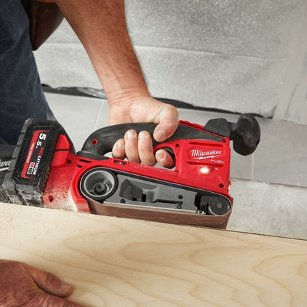 milwaukee 4933479615 4.jpg