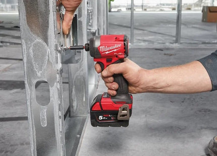 MILWAUKEE AVVITATORE IMPULSI DA 1/4" HEX A BATTERIA M18 FID3-502X(V1/23)