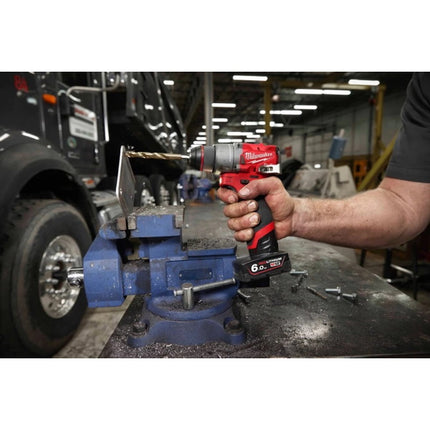 milwaukee 4933479872 7.jpg