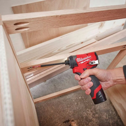 milwaukee 4933479876 8.jpg