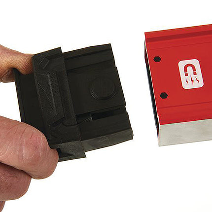MILWAUKEE LIVELLA SERIE BACKBONE MAGNETICA