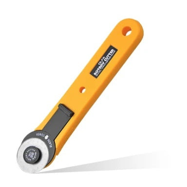 OLFA CUTTER MOD. RTY-1/G CON LAMA A DISCO D.MM 28*