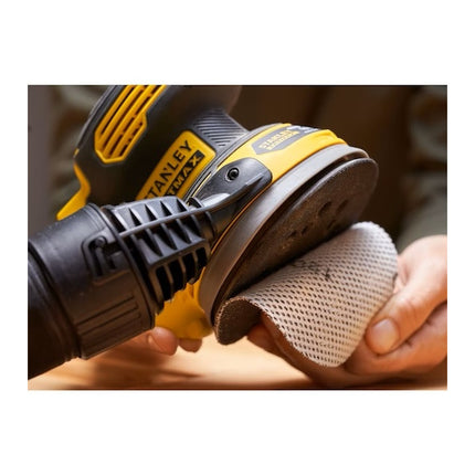 stanley SFMCW220D1S-QW 2.jpg