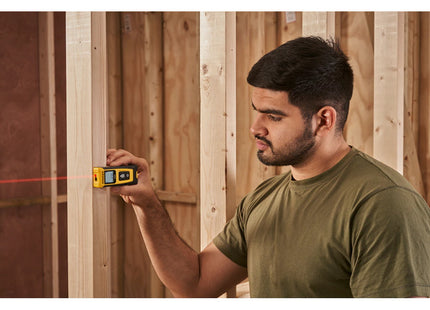 STANLEY MISURATORE LASER SLM 65 DISTANZA MISURABILE MAX MT20